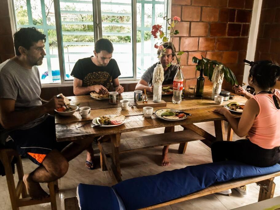 Hostal Casa Del Viento Kitesurf & Adventure Apartment คาลิมา ภายนอก รูปภาพ