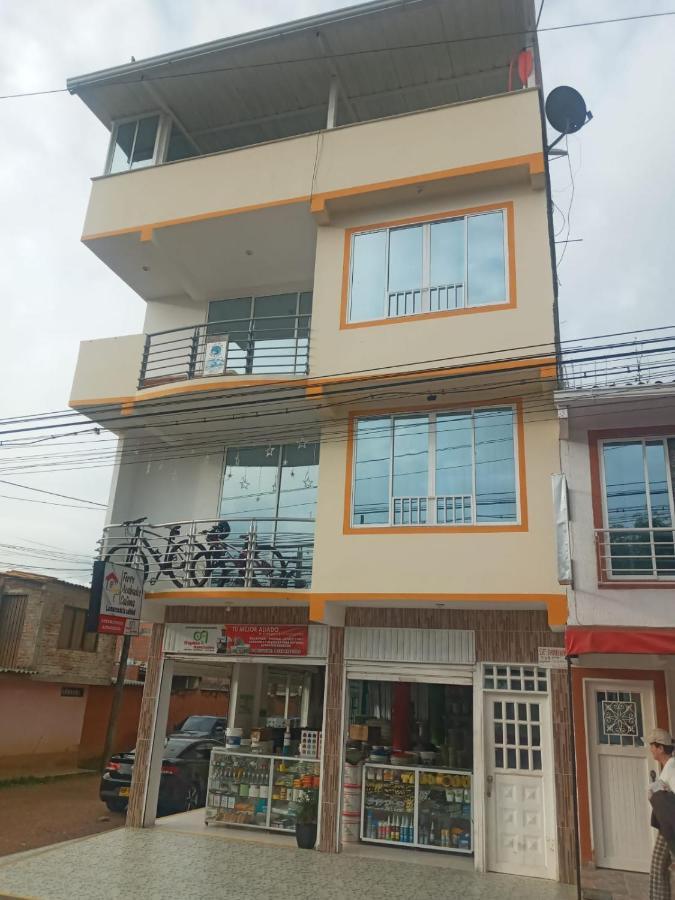 Hostal Casa Del Viento Kitesurf & Adventure Apartment คาลิมา ภายนอก รูปภาพ